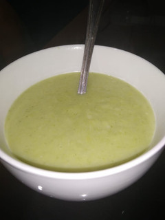 Una foto de Crema de Ajo Porro