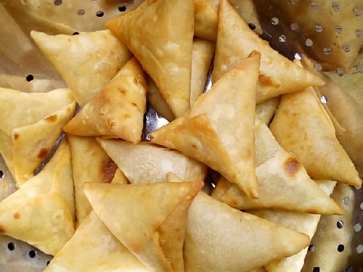 Easy Steps to Make Recipes Pastry Samosa the Delicious Make You Drink.