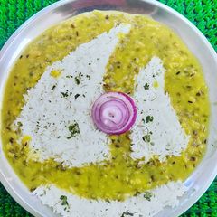 A picture of Panchmel Dal.