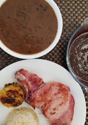 Una foto de Frijol Caraota Estilo Gran Colombia