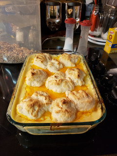 A picture of Creamy Chicken and biscuits.