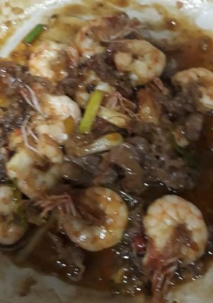 Hình của món Tôm ram thịt 🦐.