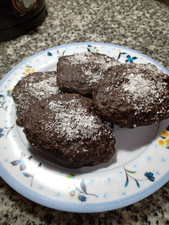 Una foto de Cookies de coco-late saludables