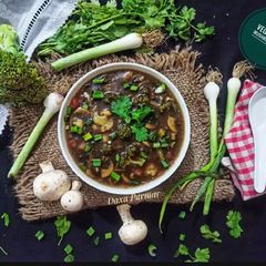 Veg Garlic Mushroom Soup A picture of Veg Garlic Mushroom Soup.