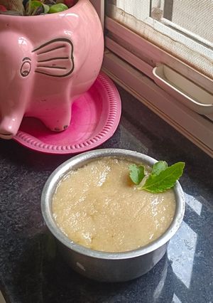 A picture of Wheat Flour halwa with jaggery.