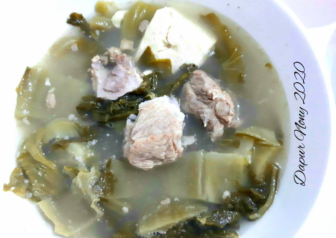 Sup Baikut Sayur Asin
