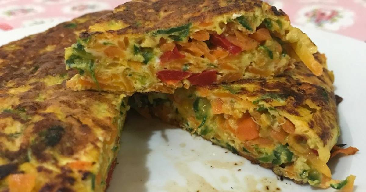 Tortilla de zapallito verde, zanahoria y morrón Receta de Milagros Sosa