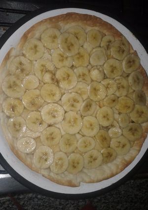 Una foto de Tarta de banana y manzana rica, económica y nutritiva♡