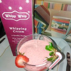 Strawberry cream shake A picture of Strawberry cream shake.