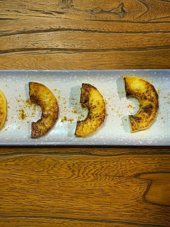 Una foto de Manzana a la plancha con curry