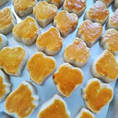 รูปของ Kue kacang ekonomis