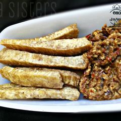 Fried yam with egg sauce A picture of Fried yam with egg sauce.