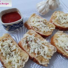 A picture of Cheese garlic bread.