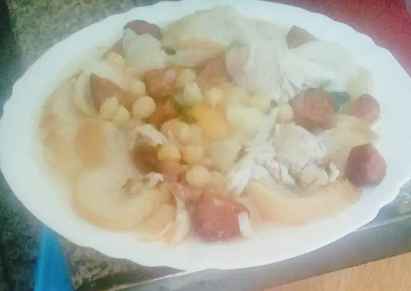 Sopas campera con carne de jamón, ternera y chorizo