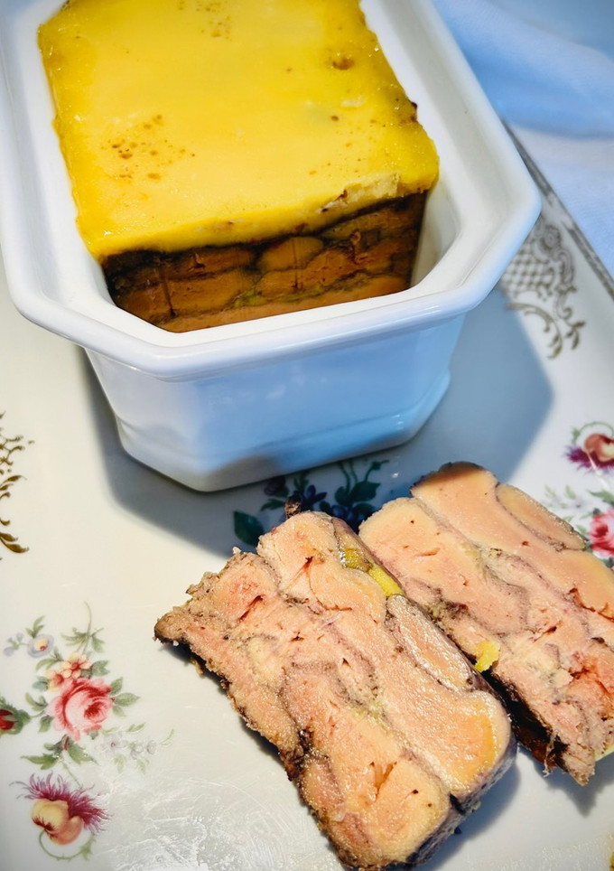 Una foto de Foie gras en terrina muy fácil