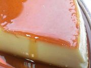 Una foto de crema volteada