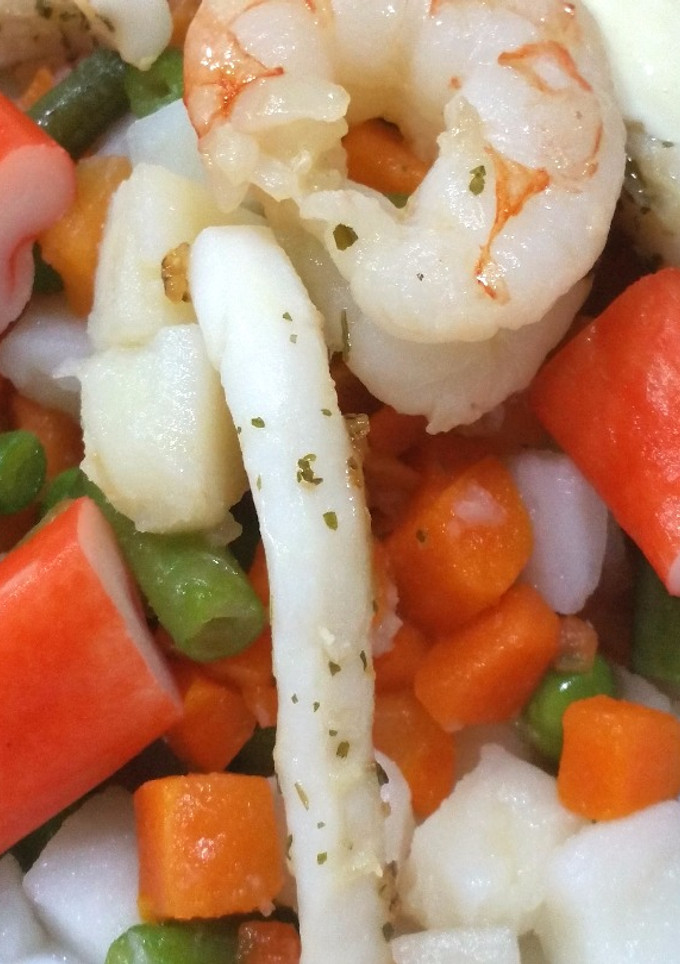 Una foto de Ensalada Marinera