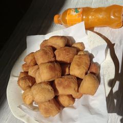 A picture of Mirinda cincin.