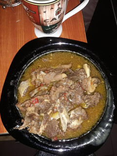 A picture of Biscuit bone pepper soup.