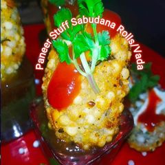 A picture of Paneer Stuffed Sabudana Vada.