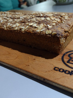 Una foto de Pan de plátano y avena