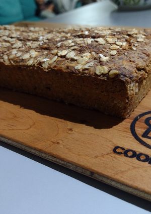Una foto de Pan de plátano y avena