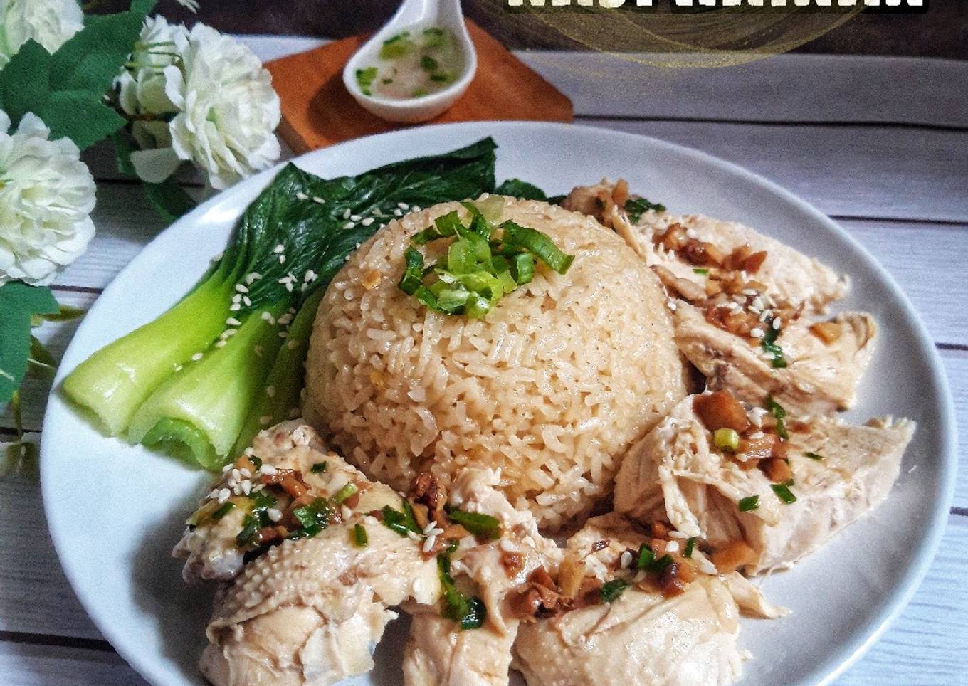 Nasi hainan (ayam rebus)