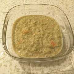 A picture of Cheesy Broccoli Soup.