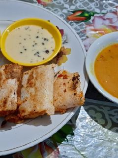 મૈસુર મસાલા ઢોંસા(Mysore Masala Dosa Recipe In Gujarati) રેસીપી મુખ્ય ફોટો