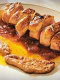 Magret de Pato con Foie, sobre Mermelada de Higos