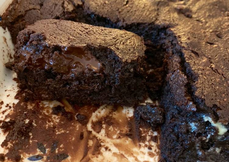 How to Serve Perfect Gooey chocolate fudge brownies