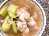 ปลาหมึกยัดไส้หมูสับ