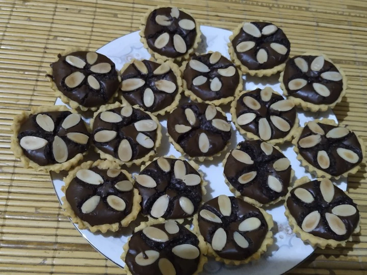 Langkah Gampang Menyiapkan Resep Pie brownies fudgy,shiny&amp;amp;crust tanpa mixer yang Lezat Anti Ribet, Sempurna