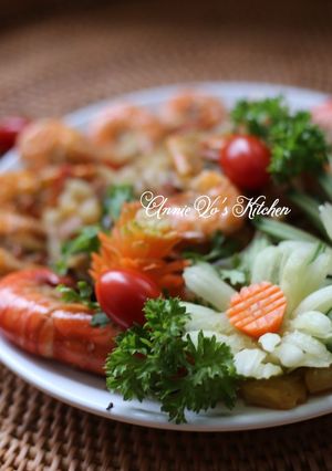 Hình của món Tôm rim thịt thơm.