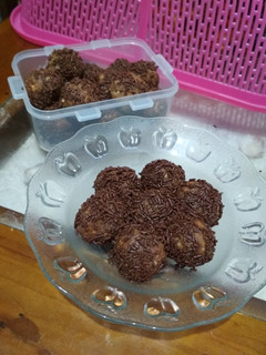 Foto resep Bola-bola Cokelat Biskuit Marie