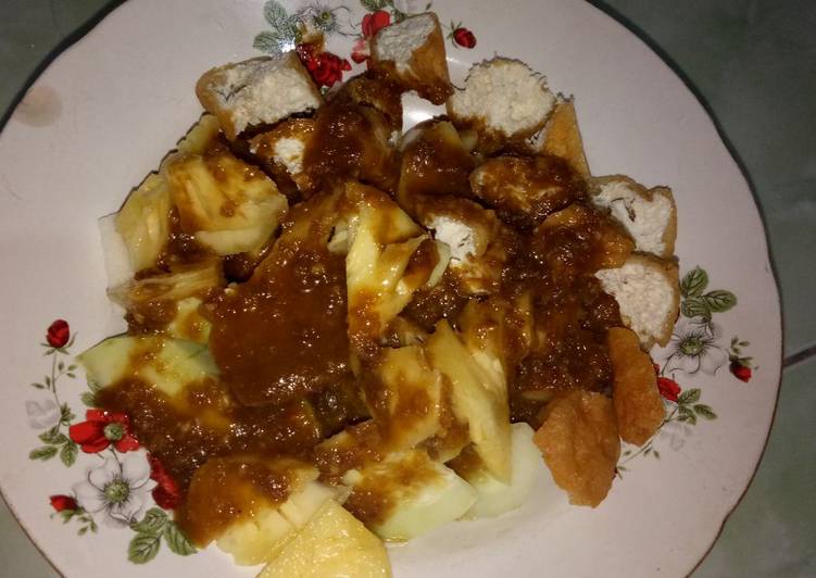 127) Rujak Manis Bumbu Kacang #pekaninspirasi