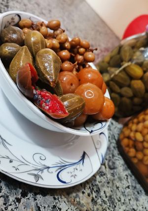 عکسی از دستور ترشی باکو و آلو سبز و غوره