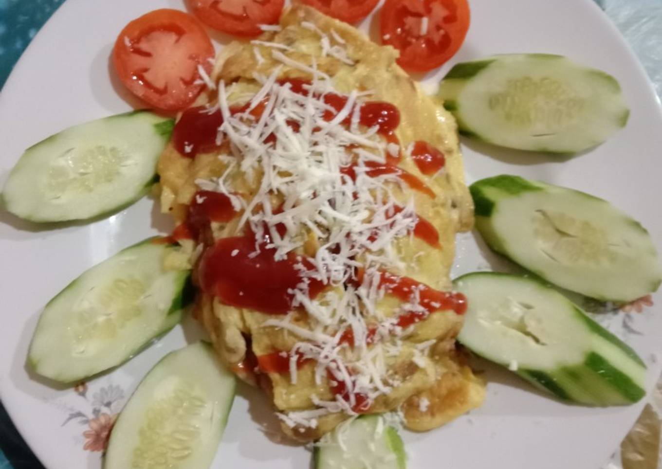 Omurice (Nasi goreng omelet)