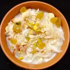 Vermicelli kheer A picture of Vermicelli kheer.