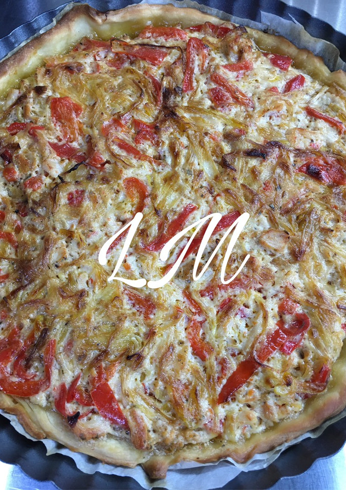 Una foto de Coca de verdura con pollo asado