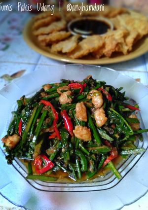 Foto resep Tumis Pakis Udang