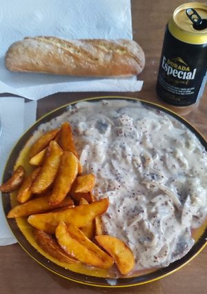 Una foto de Filetes de Añojo en Salsa Strogonoff