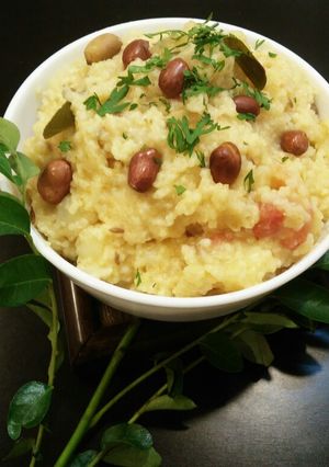 A picture of Sama Khichdi/Barnyard Millet Khichdi.