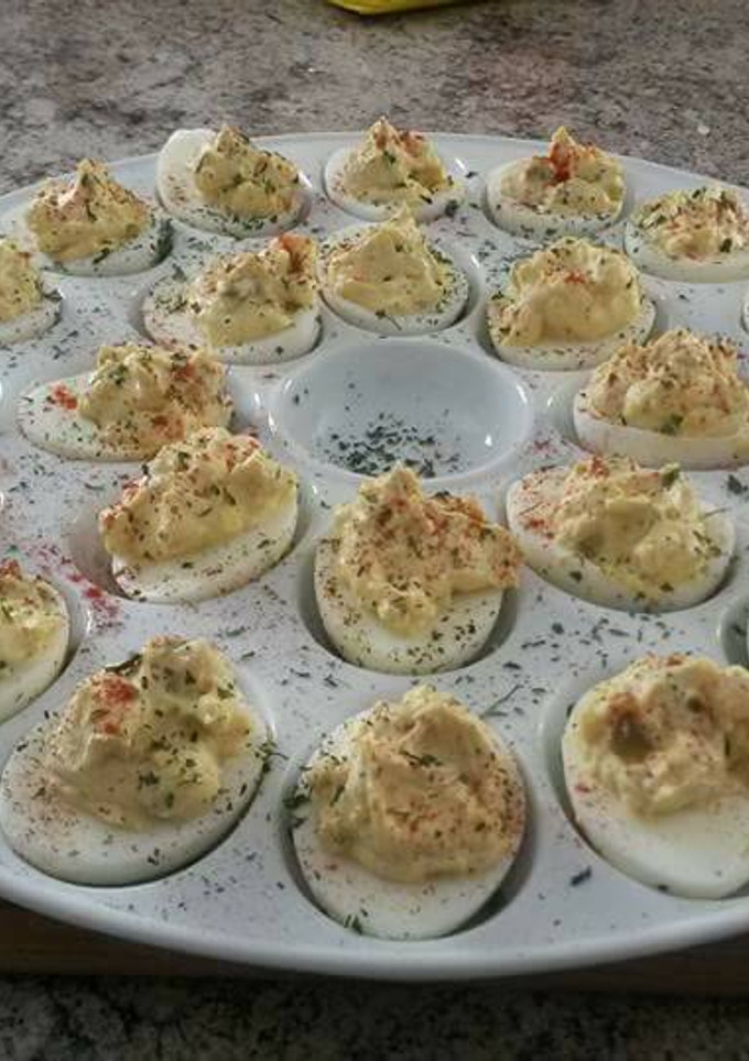 A picture of Angel Eggs with Bacon and Jalapenos.