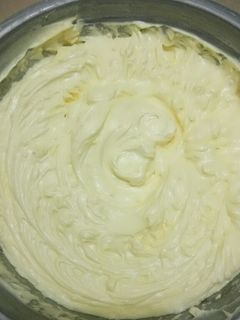Foto resep Butter Cream Putih Telur (Swiss Meringue Butter Cream)
