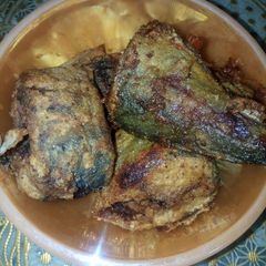 A picture of Fried fish.