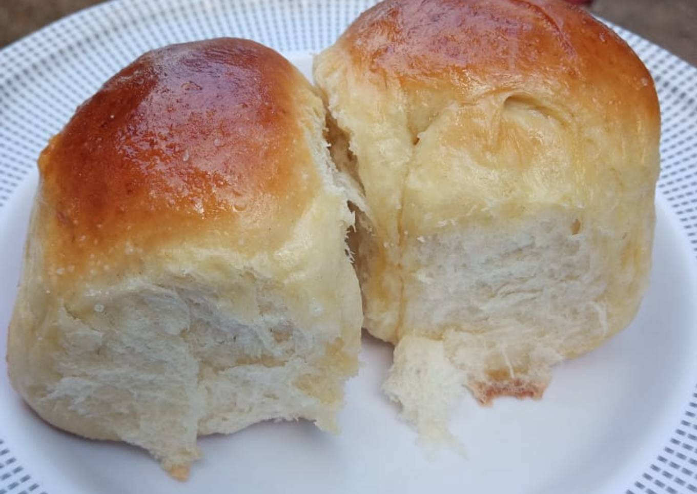 Fluffy dinner rolls