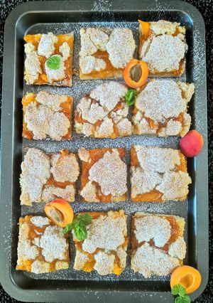 Sárgabarackos pite recept fotója