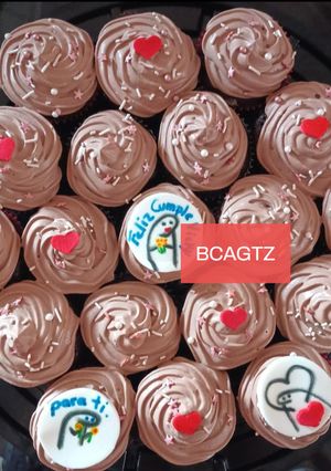 Una foto de Cupcakes chocolate doble