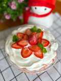 Strawberry Trifle - Bánh Trifle Dâu Tây Nhanh Gọn Cho Giáng Sinh